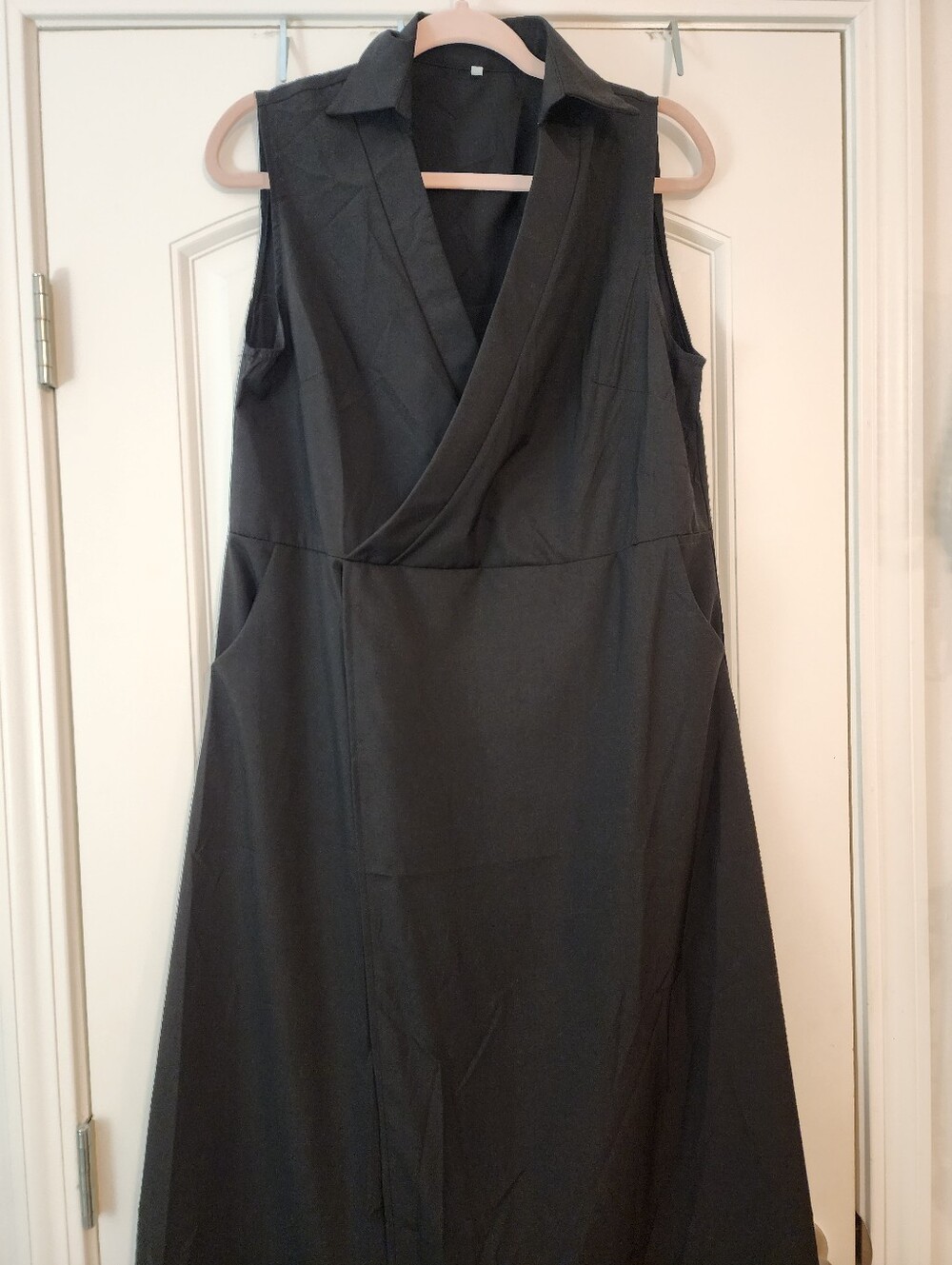 Black V-neck Sleeveless Collared Wrap-Front Dress Midi Length XL Goth Minimalist